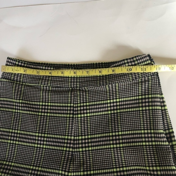 Urban Outfitters Plaid Slim Fit Flare Leg Pants Size US 0/UK 4 - Picture 13 of 15